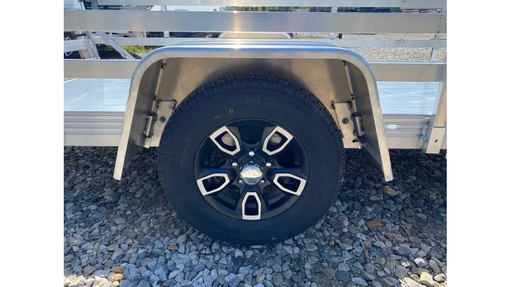 Bear Track 5,5 × 10 Aluminium-Hochlader 2.2K mit 3-Schienen-Kit (Modell 2026) – Image 3