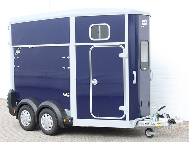 Ifor Williams Pferdeanhänger HB506|Sattelkammer|blau - Neu